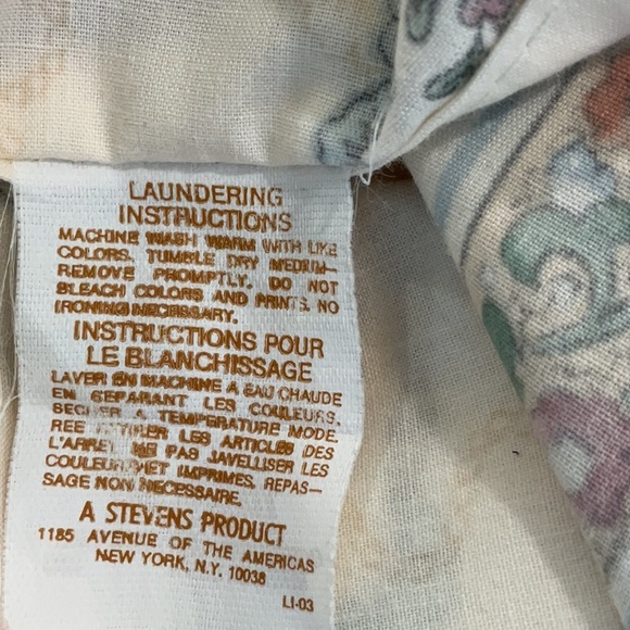 Louis Nichole designer vintage twin sheets in excellent condition. Four pieces. - Picture 9 of 12